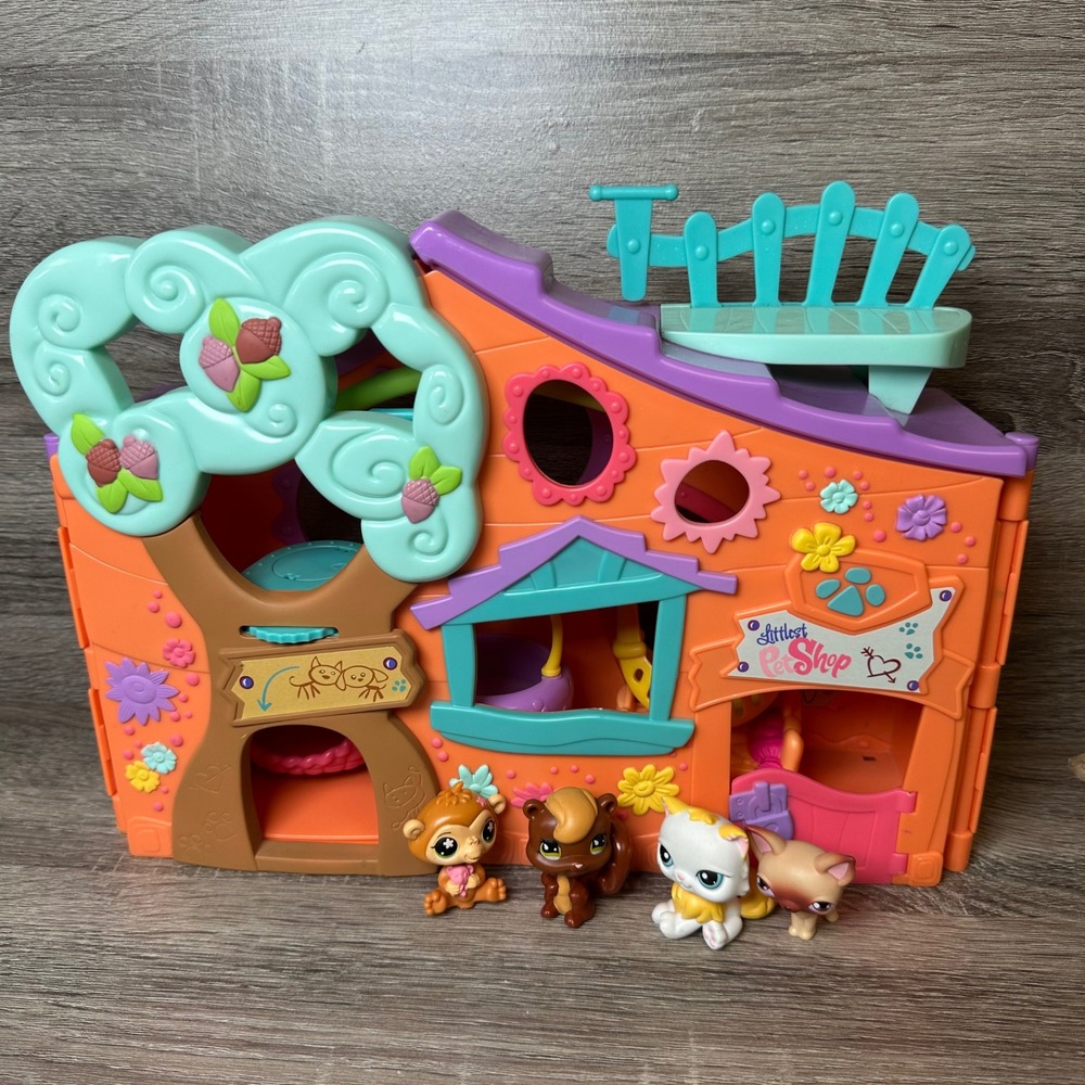 Littlest Pet Shop Treehouse Playset with 4 Figures Monkey Squirrel Cat Set